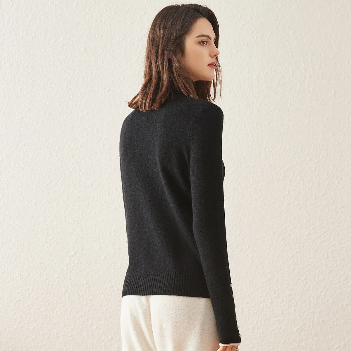 100% Cashmere Pearl Buttoned Sweater