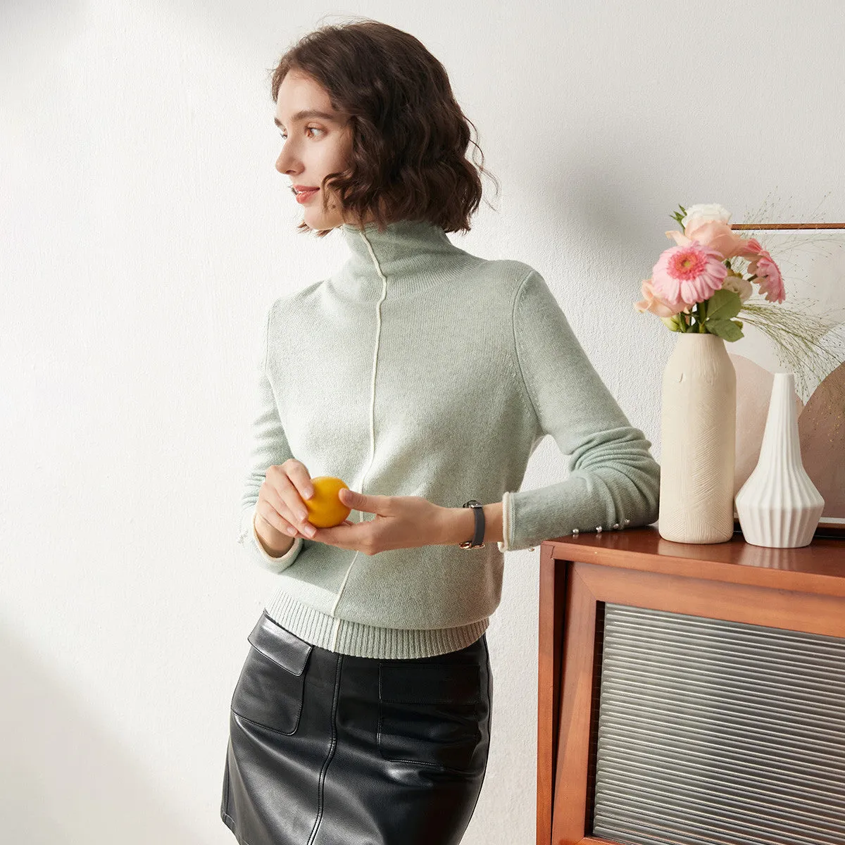 100% Cashmere Pearl Buttoned Sweater