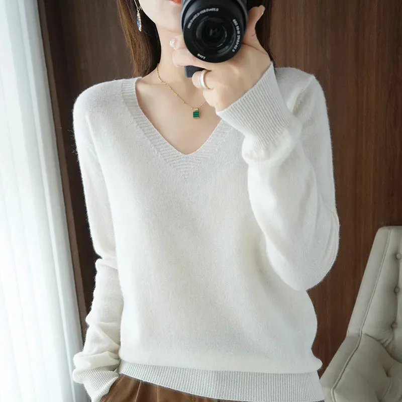 AC - Women's Pullover Sweater: Cashmere, V-neck with lace detail, perfect for autumn and winter