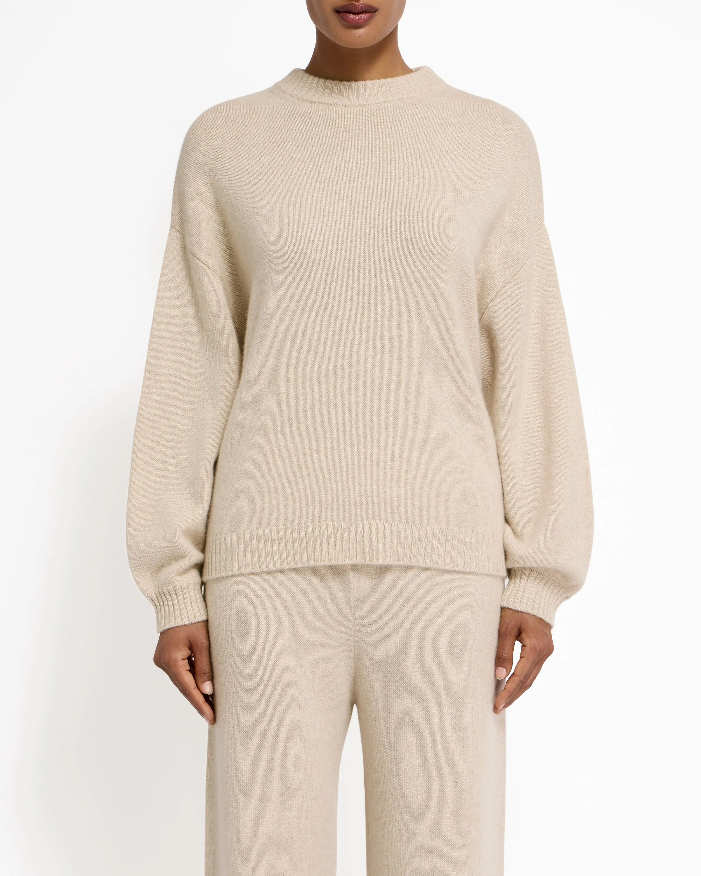 Barra Crew Neck Cashmere Sweater - Wheat