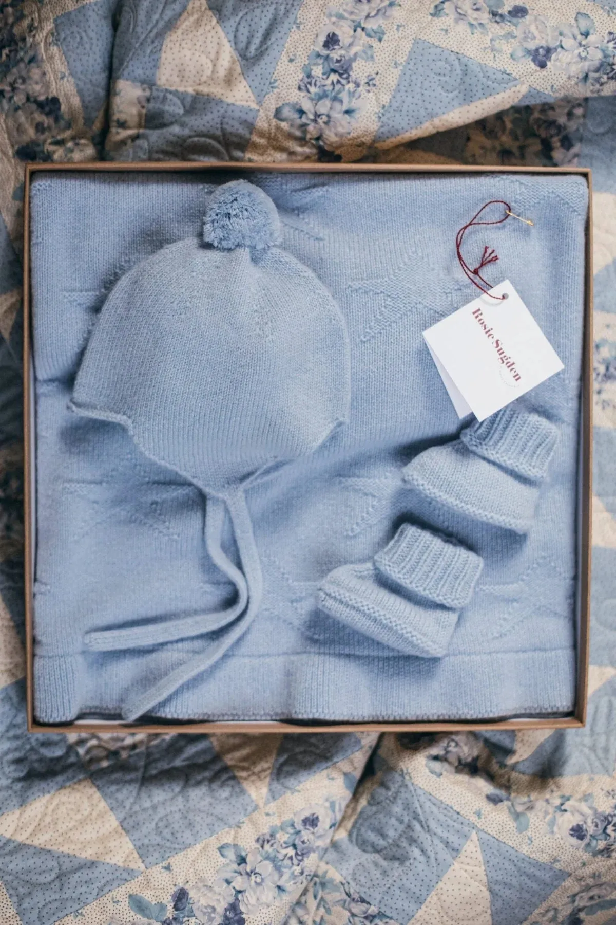 Cashmere Baby Set in Blue