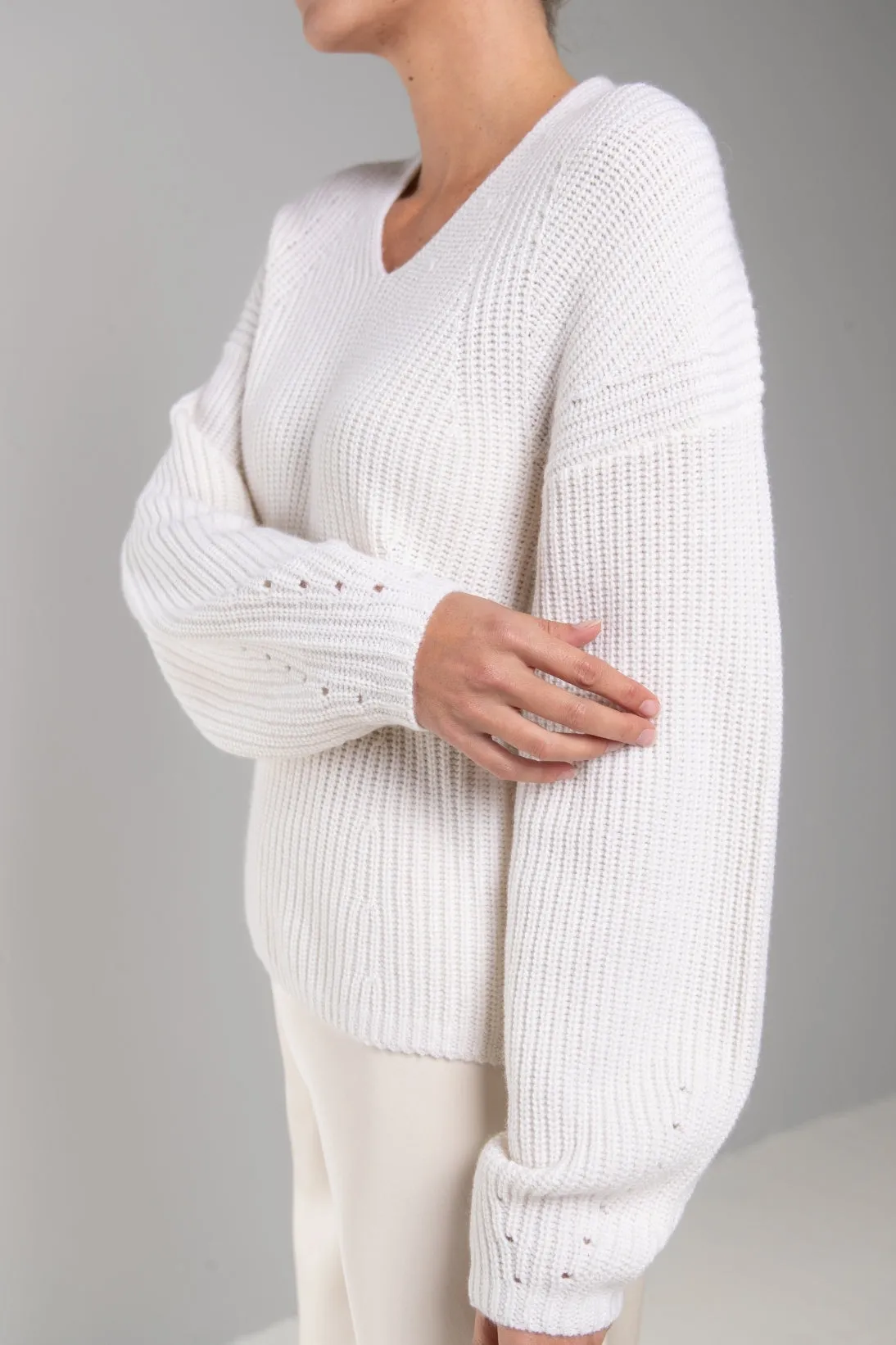 CASHMERE RIBBED SWEATER