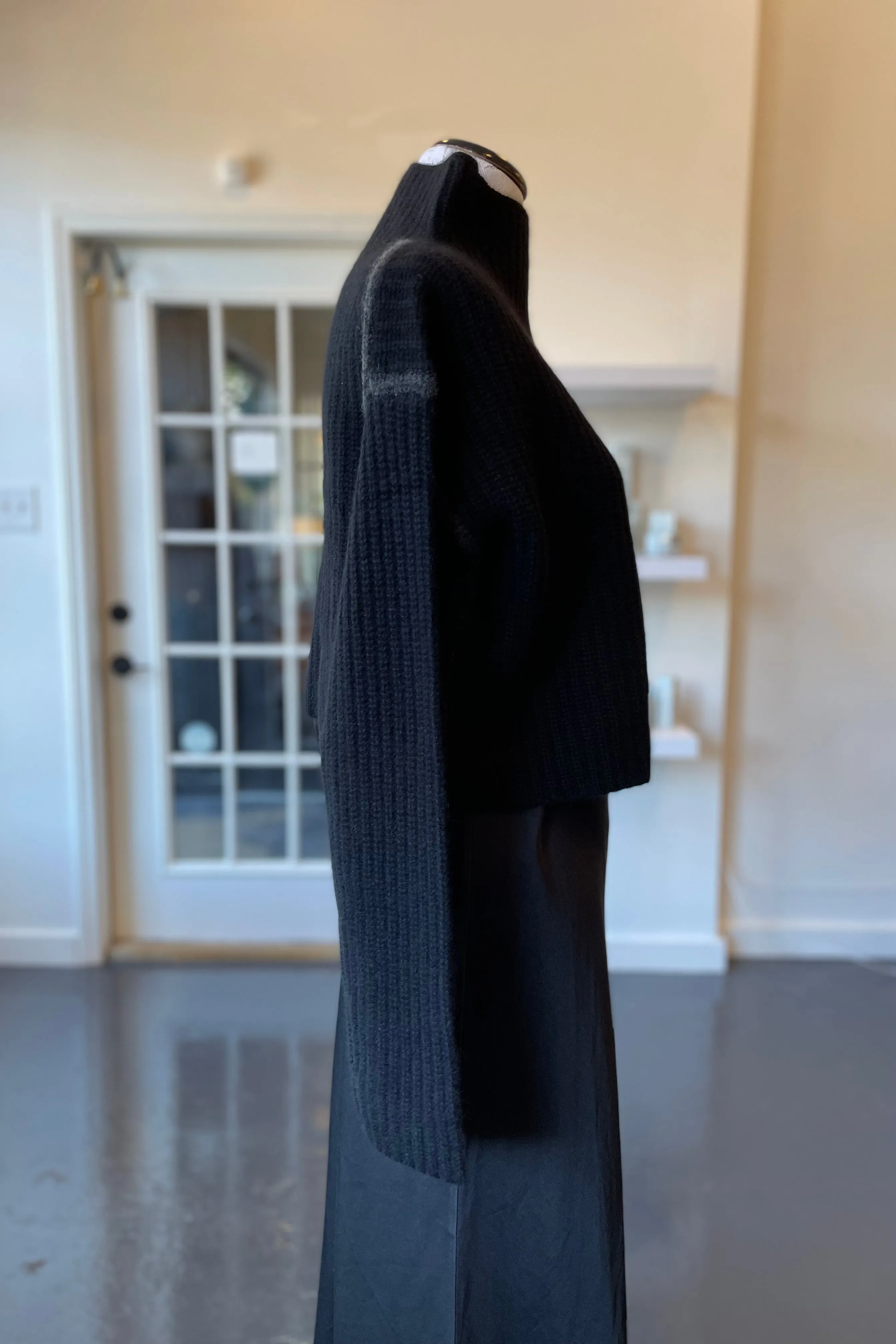 Cashmere Soba Funnel Neck Sweater Black