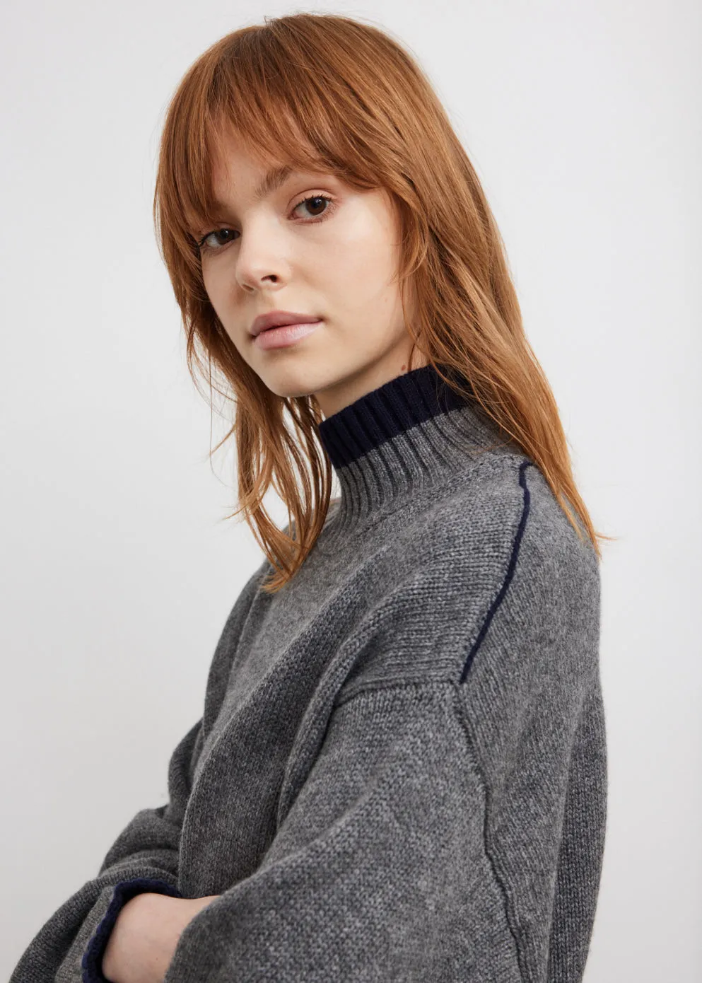 Contrast Detail Turtleneck Knit Sweater