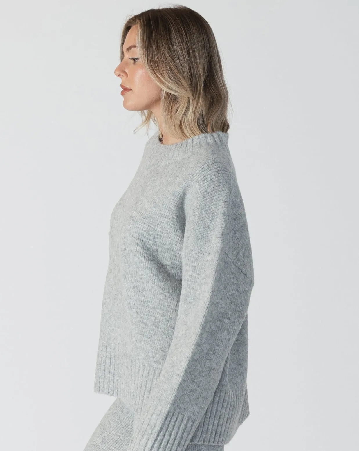 Lyla and Luxe Ollie Crewneck Sweater