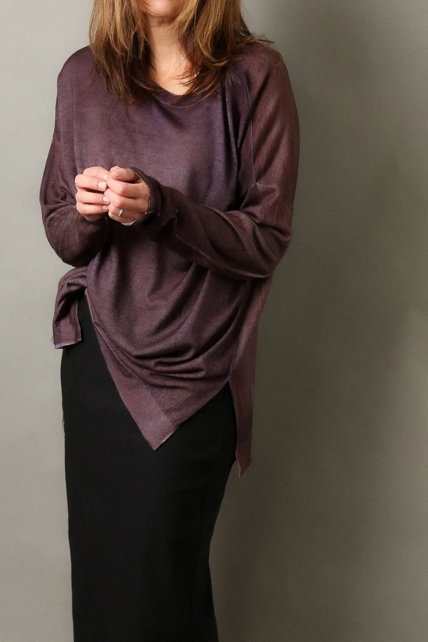 MATTIA RELAXED CREW IN HAND-DYED CASHMERE