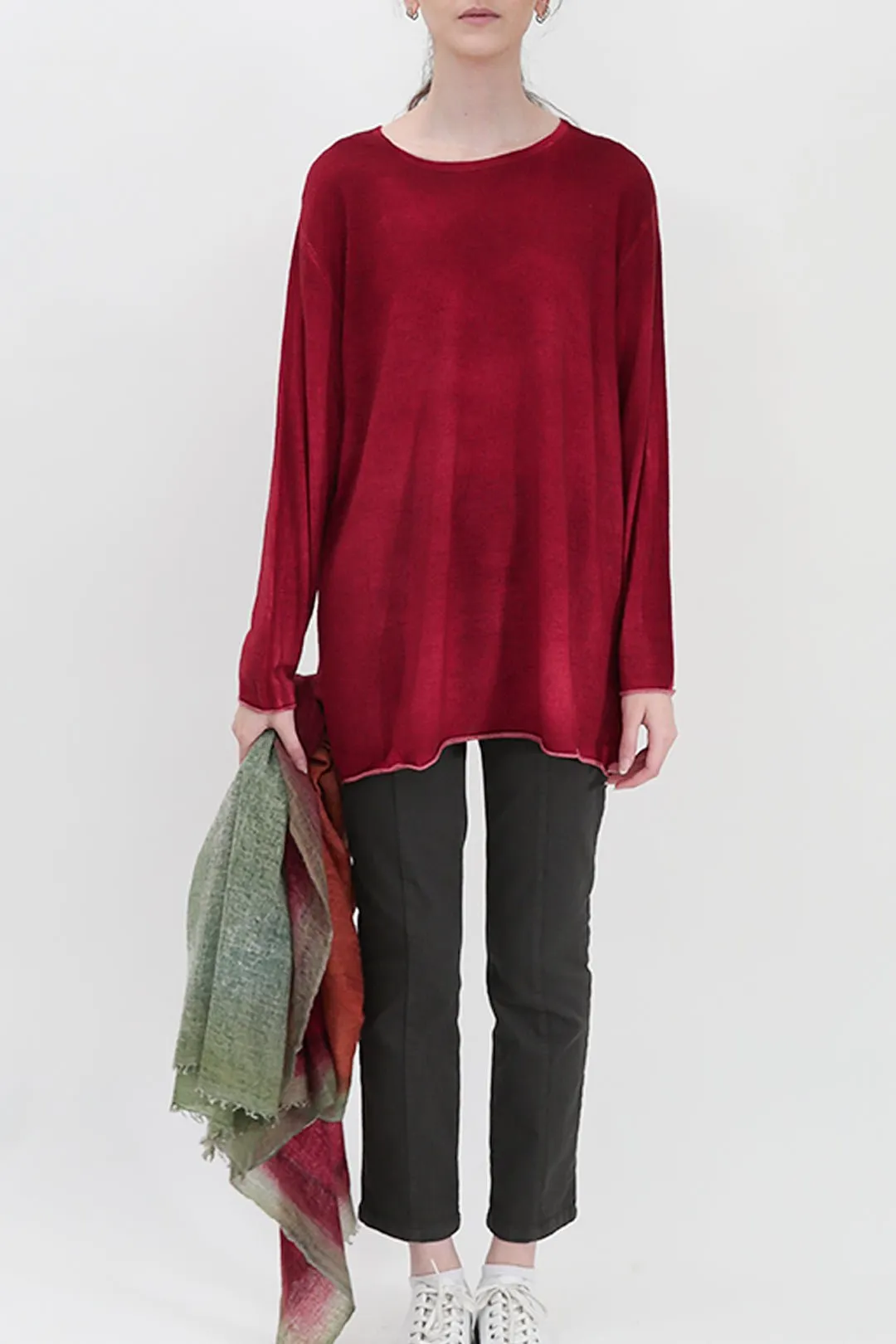 MATTIA RELAXED CREW IN HAND-DYED CASHMERE