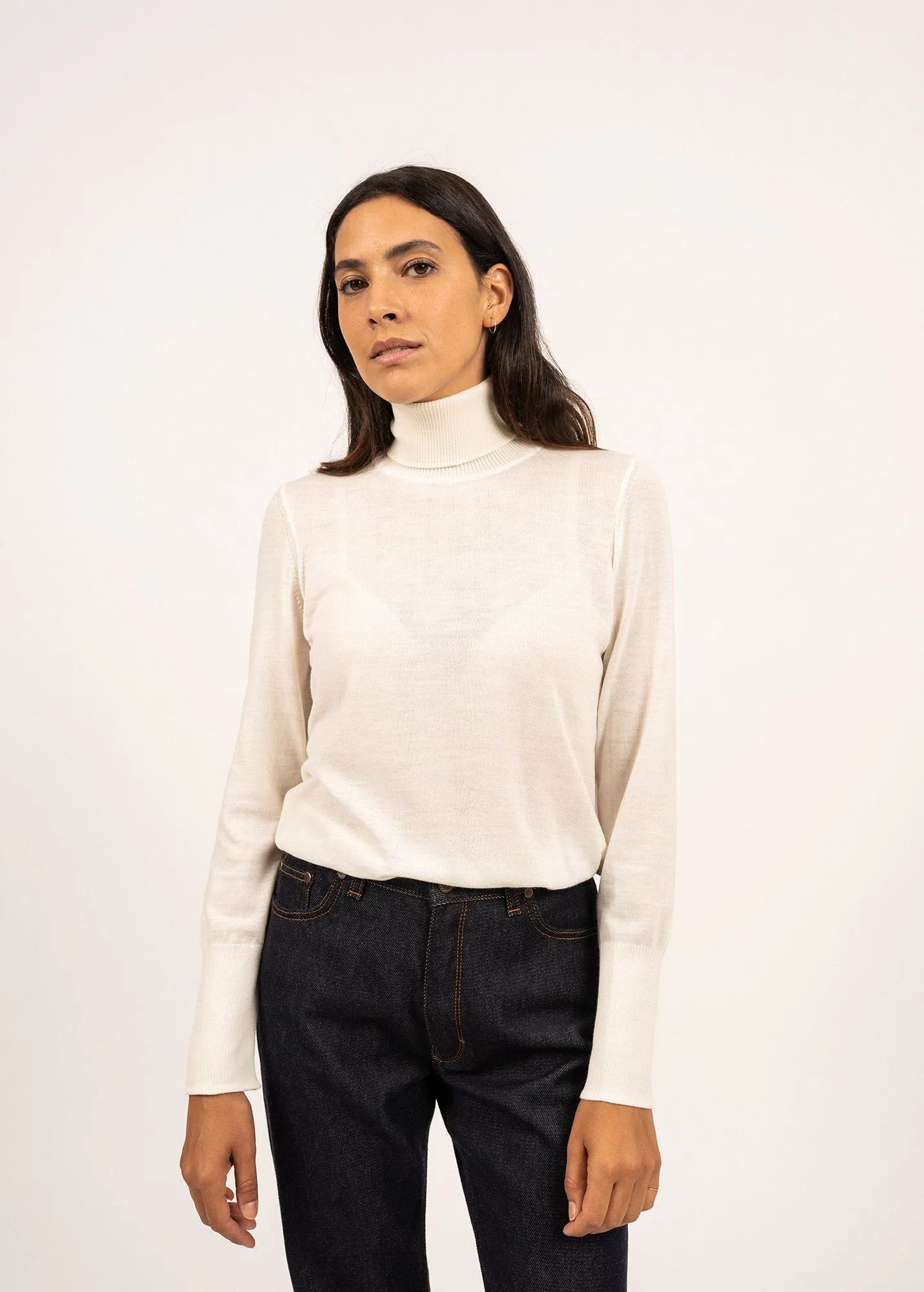 MODENE - Thin Turtleneck Sweater | Wool Jersey (WINTER WHITE)