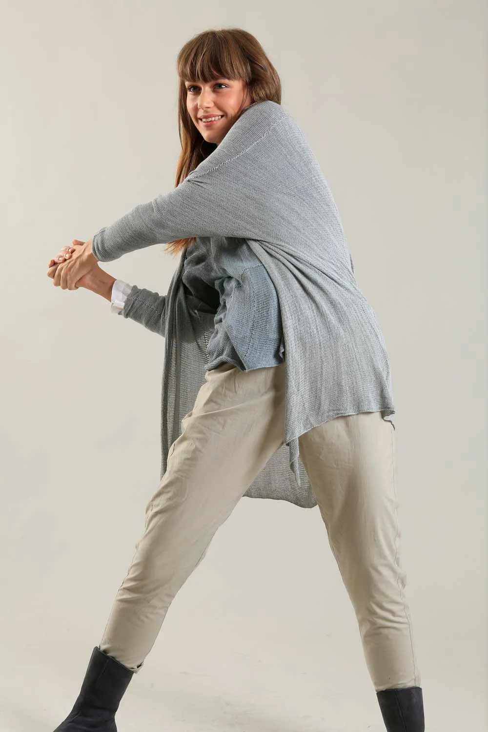 Orta Light Bamboo & Soy warm Cardigan - Fog Silver Grey