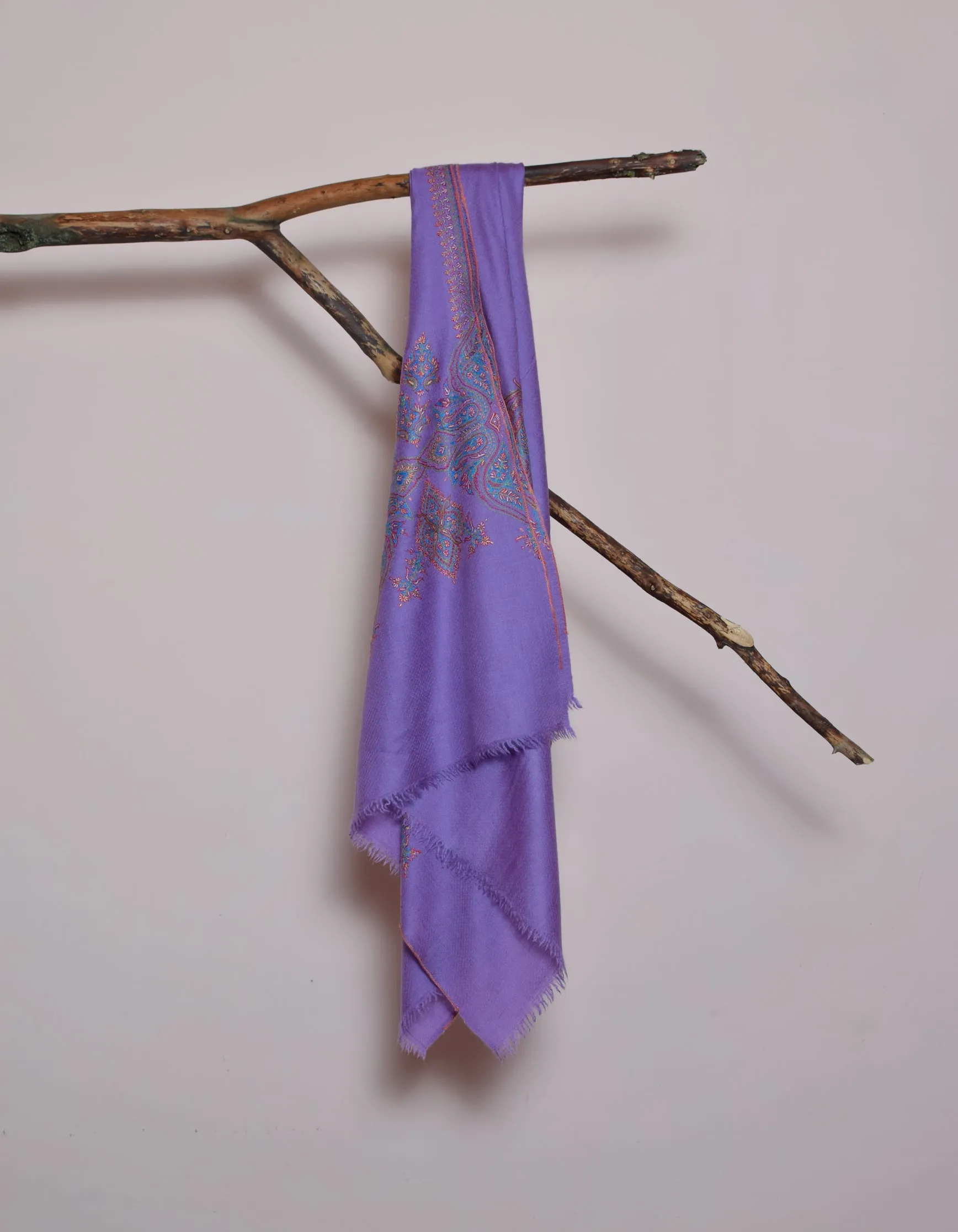 Soft Purple Handwoven Sozni Palla Embroidered Cashmere Pashmina Stole