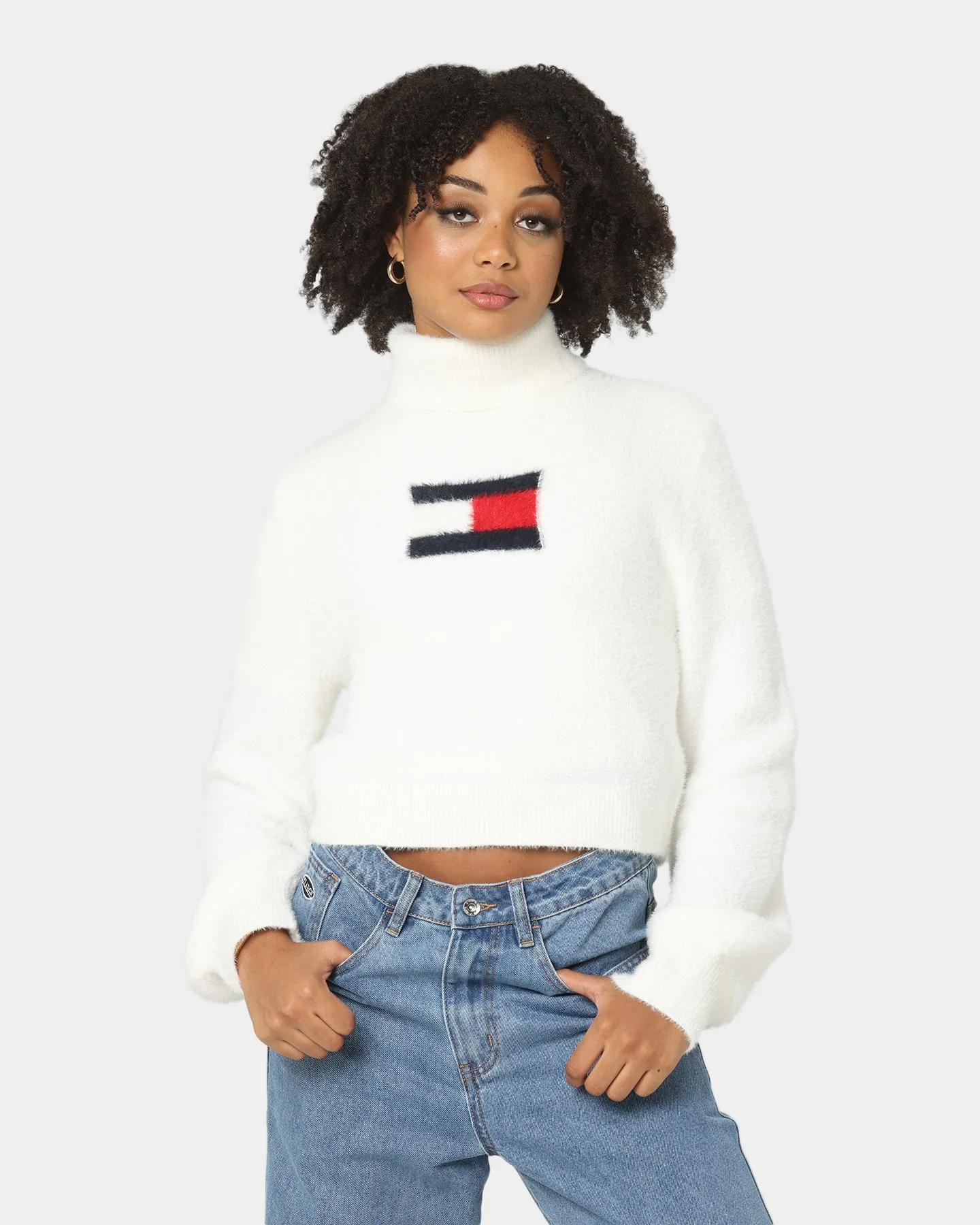 Tommy Jeans Women's TJW Crop Furry Flag Sweater Ecru