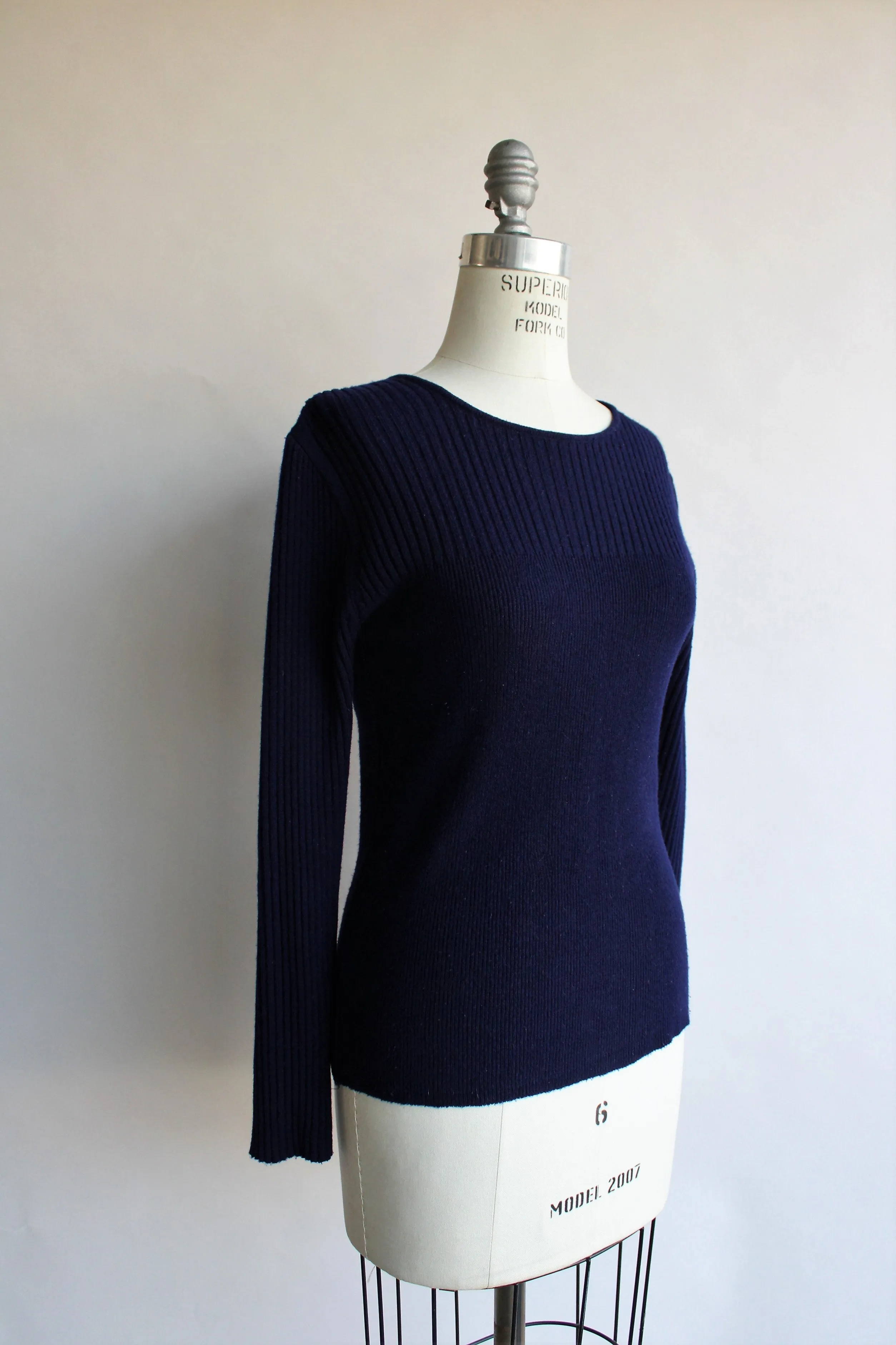 Vintage 1980s Navy Blue Sweater