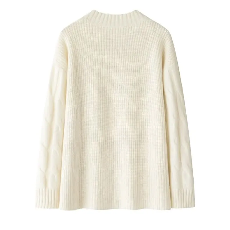 White crew neck cable knit cashmere sweater